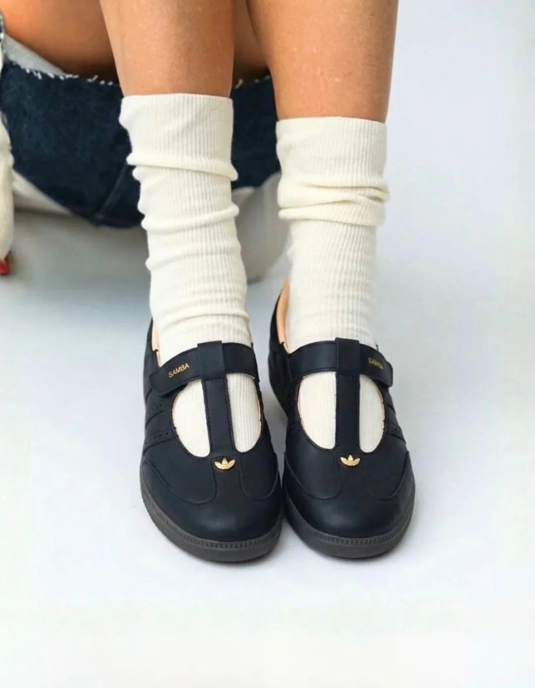 Samba Jane Black Gum