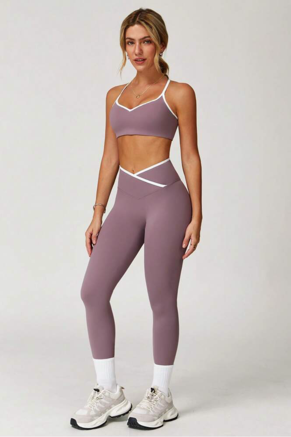 Contrast Trim Cross Back Sports Bra